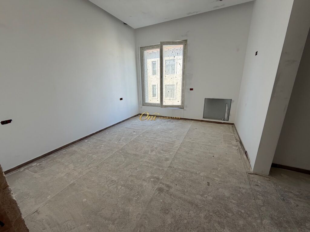 PRANE TEG SHITET APARTAMENT 2+1