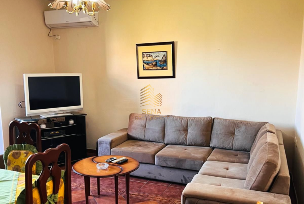 Qira, Apartament,2+1+blk,Xhamllik, 50.000 Leke/muaj
