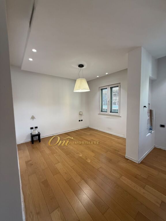 BLOCK OFFICE SPACE FOR RENT