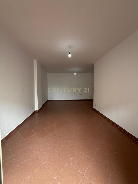 Appartamento 1+1 in Vendita con Vista Mare sulla Spiaggia, Durrës !