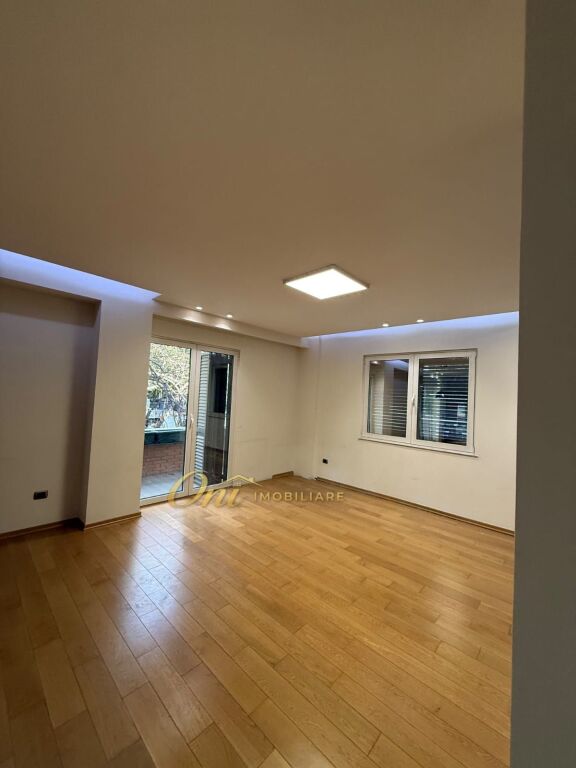 BLOCK OFFICE SPACE FOR RENT