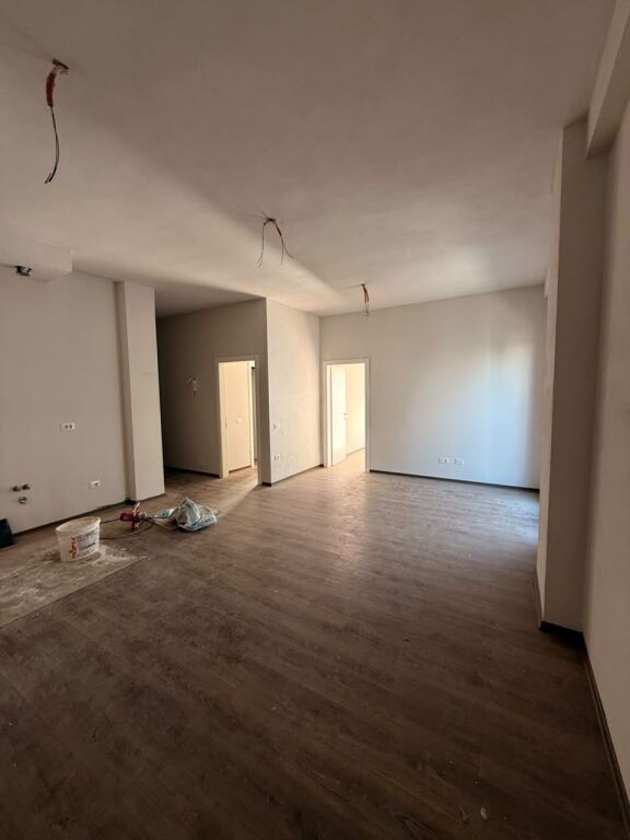 SHITET APARTAMENT 2+1+2 | TIRANA PORTA E RE – SAUK