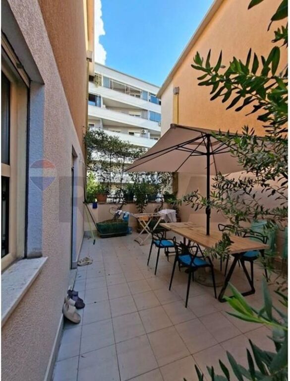 Apartment 2+1+2 for sale at Komuna e Parisit