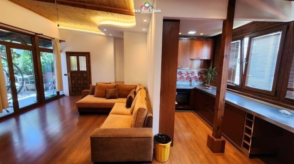 Apartment 2+1 For Rent at Myslym Shyri (ID BV22311) Tirana