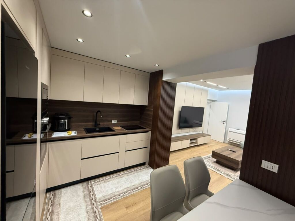 Appartamento 2+1+2, 90 m² – Via Elbasan
