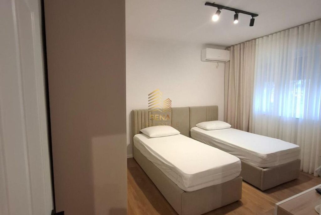Qira, Apartament 1+1, Ish Restorant Durresi,  55.000 Leke/muaj