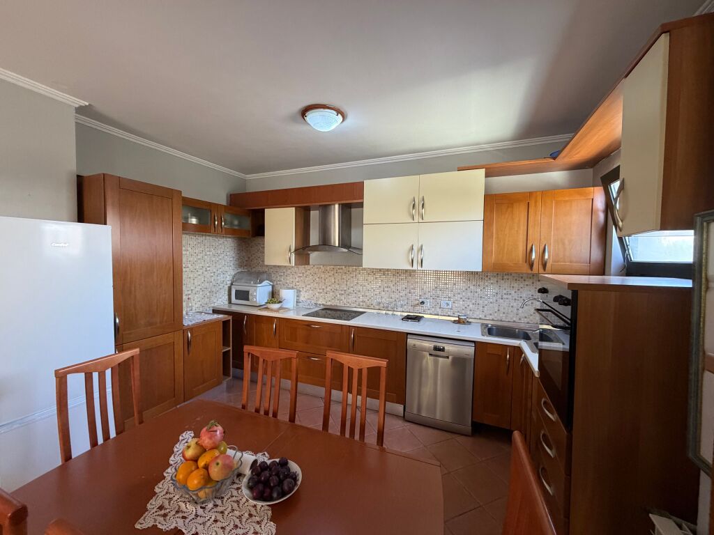 🏡 Jepet me qira apartament 2+1 pranë Liceut, Tiranë  80.000 leke