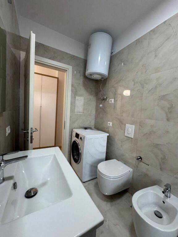 APARTAMENT 1+1 70,000 LEKE 21 DHJETORI