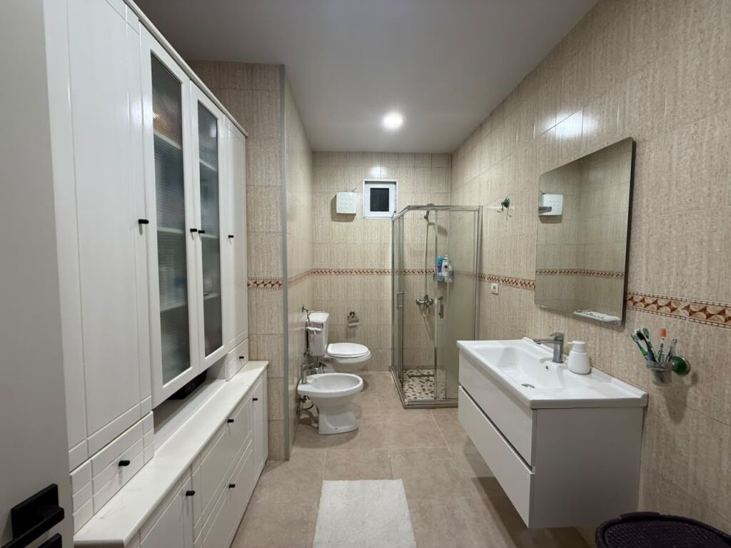 Appartamento 2+1 in Vendita — Komuna e Parisit, Tirana