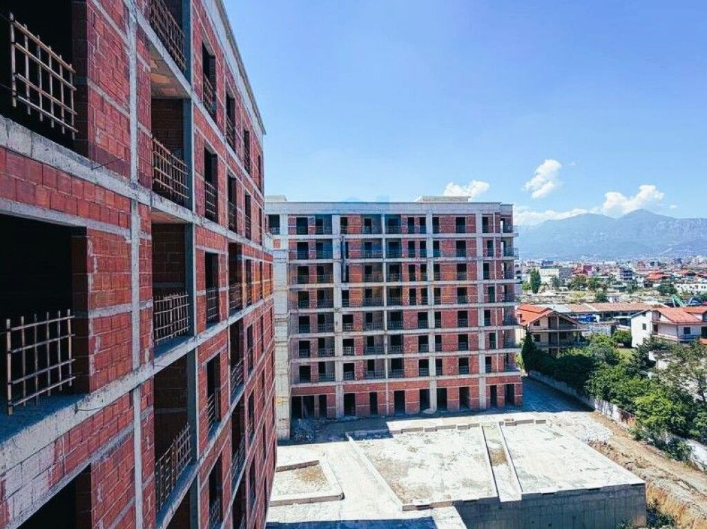 🏢 BUSINESS PREMISES FOR SALE – FLOOR 0 | TIRANA ENTRY