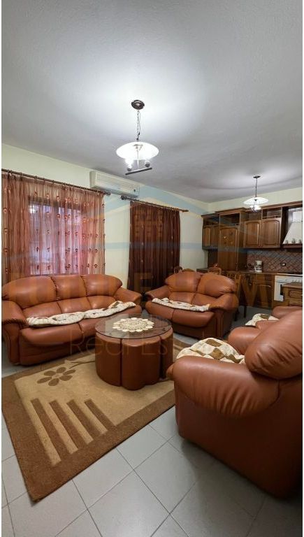 Affitto, Appartamento 4+1, Don Bosko . UNA28620