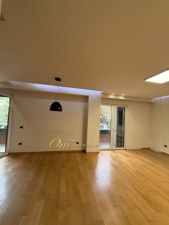 BLOCK OFFICE SPACE FOR RENT