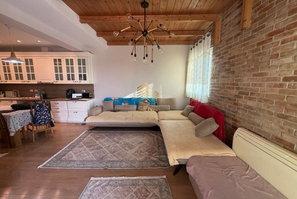 Rent, Apartment 3+1+2Baths+Veranda, Pazari i Ri, 1100 Euro/month