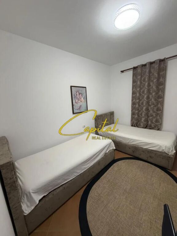 APARTAMENT ME QIRA 2+1 SHKOZE 43.000 LEKE