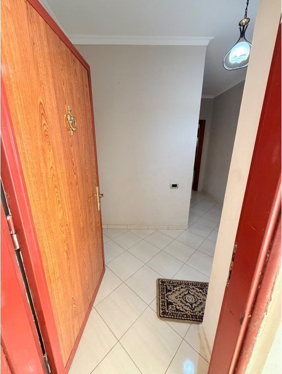 SHITET APARTAMENT 2+1 PRANË FUSHËS SË ALI DEMIT, TIRANË- SHITET ME KREDI!