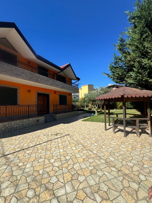 🏡 JEPET ME QIRA VILË 2-KATËSHE NË SPITALLË, DURRËS!