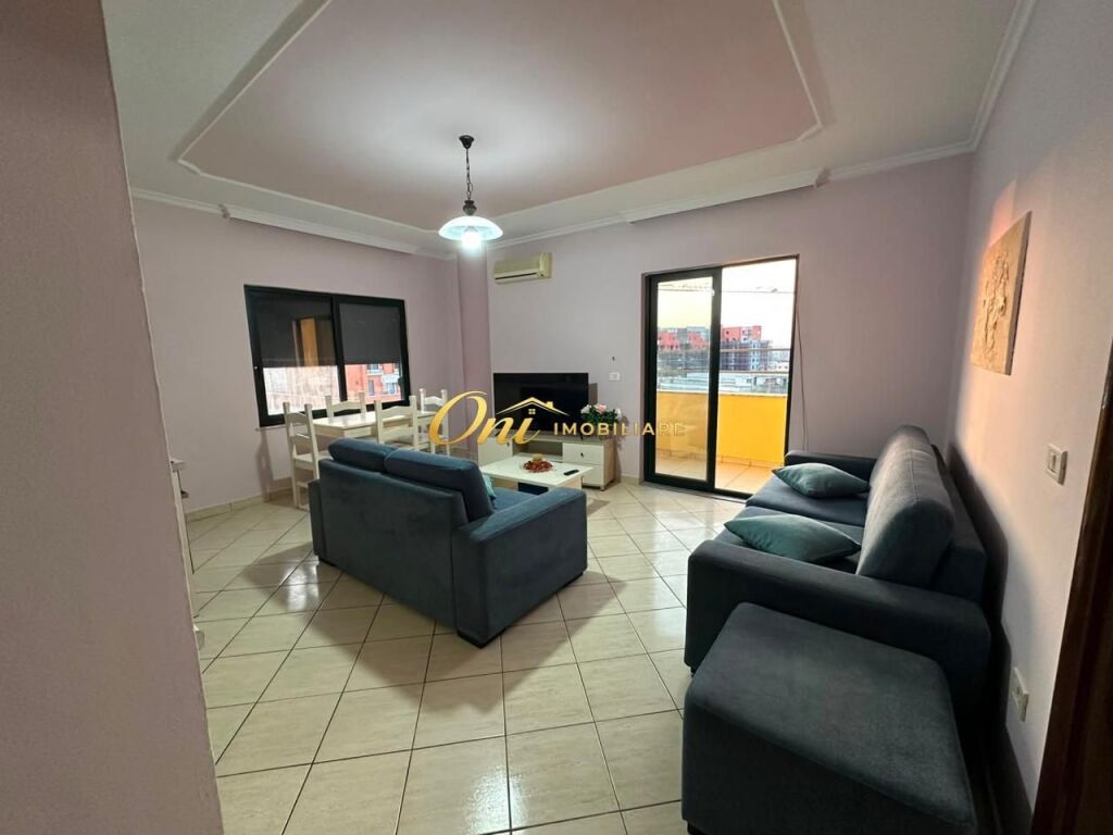21 DHJETORI APARTAMENT PER SHITJE 1+1
