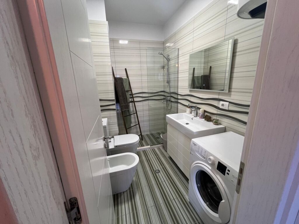 Super apartament 2+1 me qira te Kopshti Zoologjik, Kompleksi Mateo