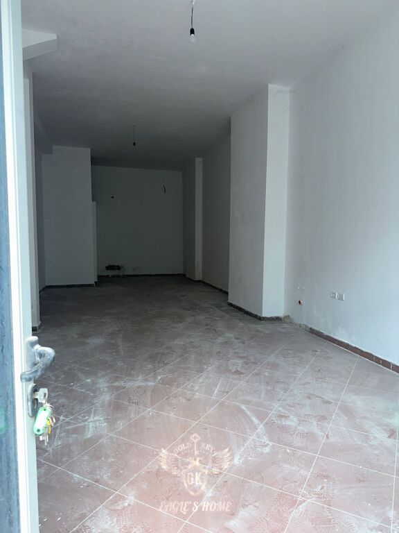 BUSINESS UNIT FOR SALE – FORMER URT, DURRËS