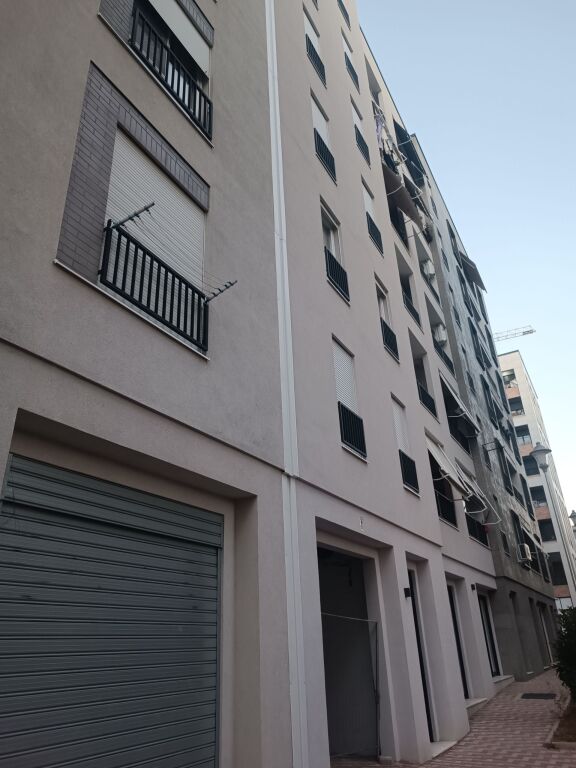 Shitje | Ambjent Biznesi | Kompleksi i ri tek Mon Amour | 256000 €