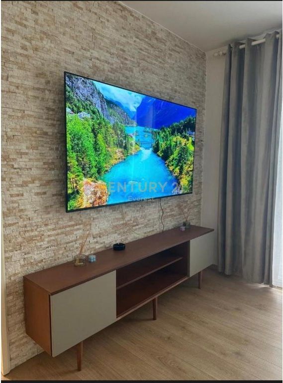 ISH PARKU, SHESIM APARTAMENT 2+1  !!!