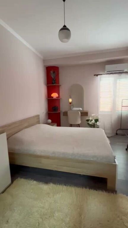 Apartament 2+1+2 me parkim, Lake View
