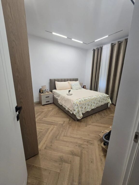 APARTAMENT ME QERA 2+1 21 DHJETORI 75.000 LEKE  FH-98107