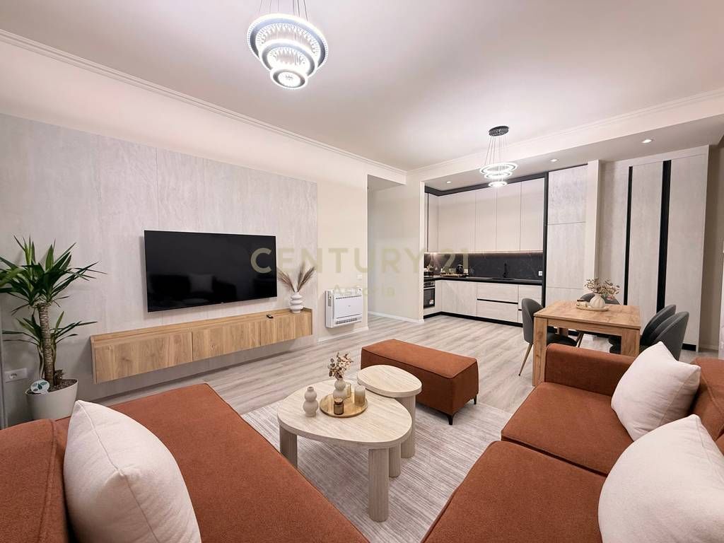 JEPET ME QIRA APARTAMENT PREMIUM 1+1 + POST PARKIMI TE "KOMPLEKSI DELIJORGJI" 1,200 € /Muaj 120,000 Lekë /Muaj