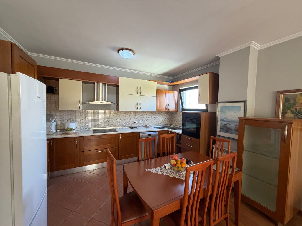 🏡 Jepet me qira apartament 2+1 pranë Liceut, Tiranë  80.000 leke