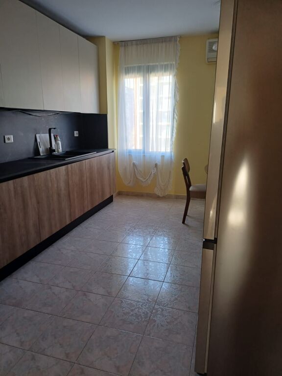 🏡 Jepet me qira apartament 2+1+2