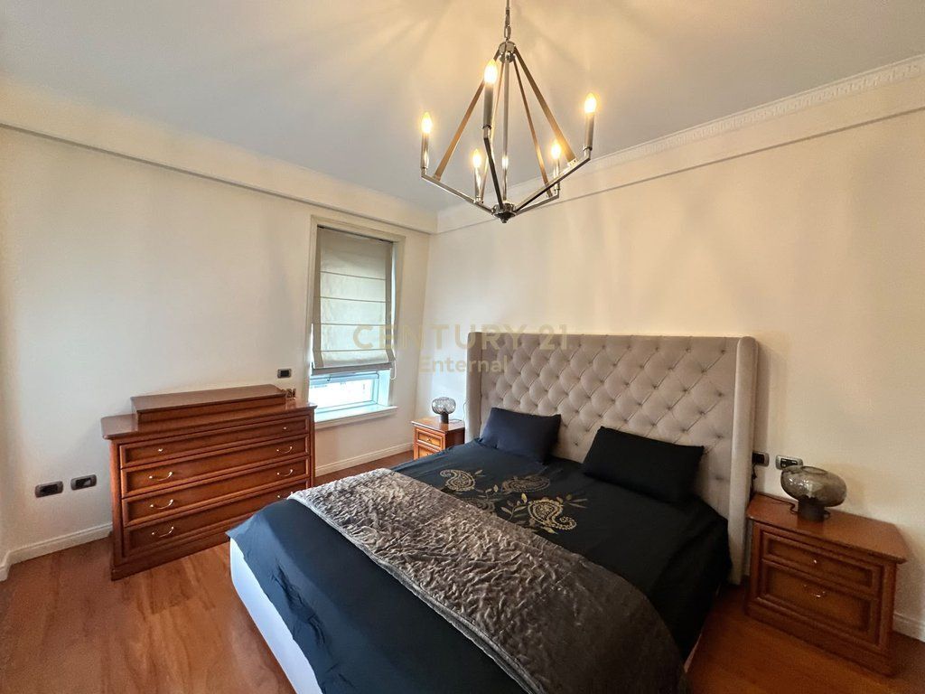 Jepet Apartament 2+1 Me Qira Tek Ish Garda