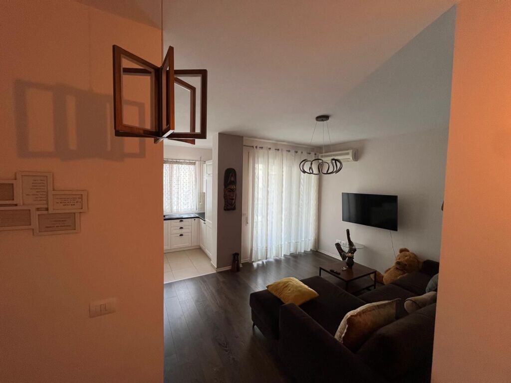 Super apartament 2+1 me qira te Kopshti Zoologjik, Kompleksi Mateo