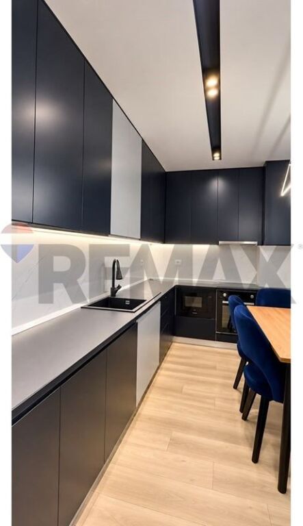 Apartament - Për Qira - Grand Galery Rezidence, Tiranë