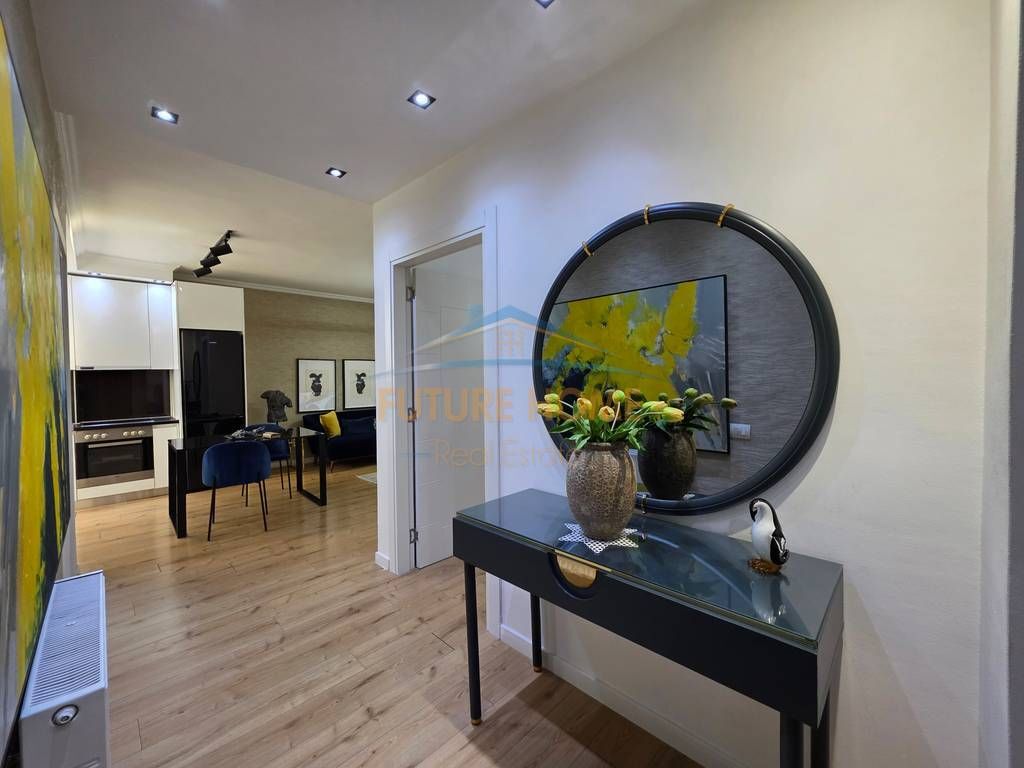 Qera,Apartament 2+1 Rruga e Kosovareve!