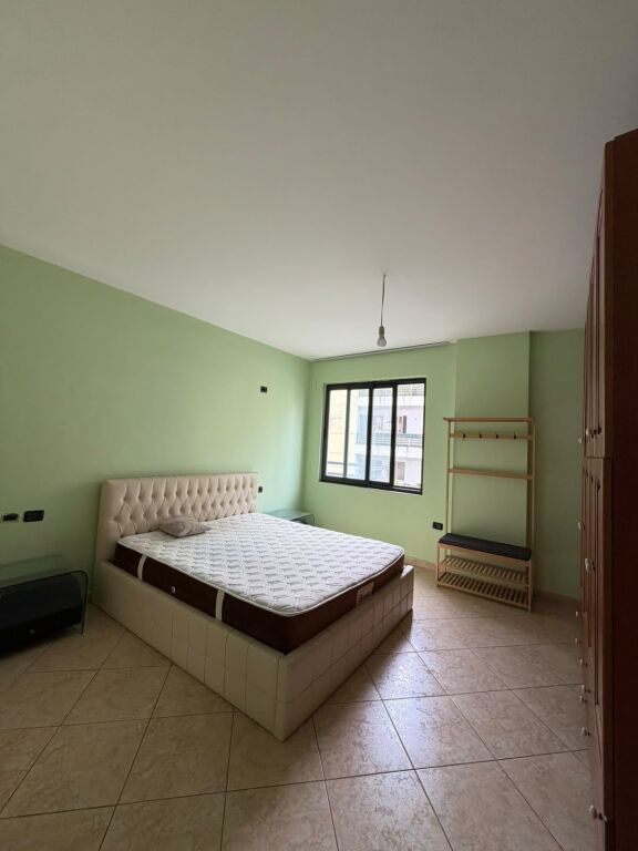 JEPET ME QIRA APARTAMENT 1+1