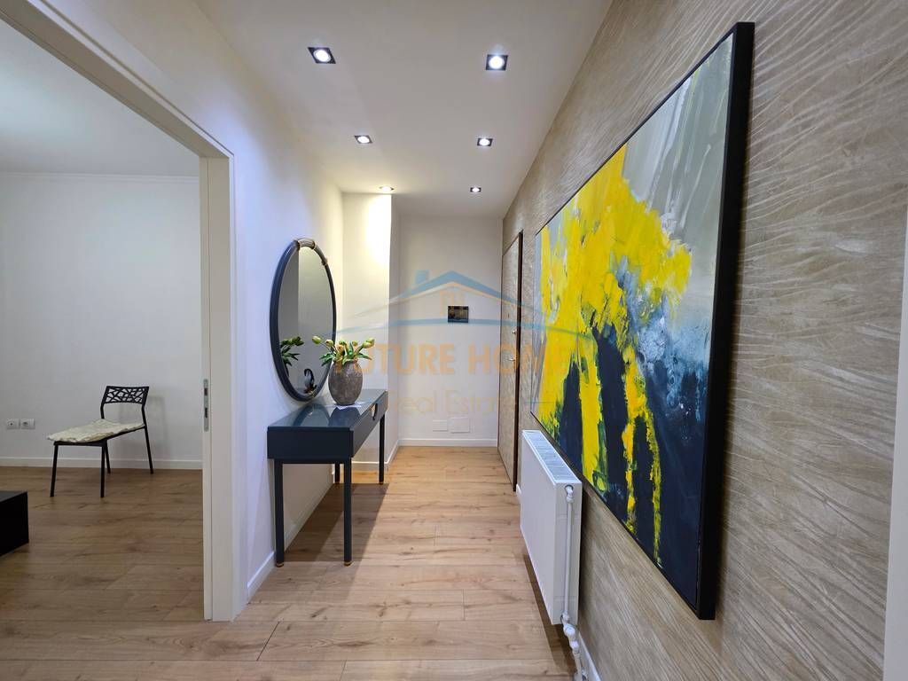 Qera,Apartament 2+1 Rruga e Kosovareve!