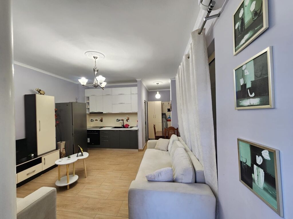 Apartament 1+1 ne plazh iliria ,Qera Afatgjate