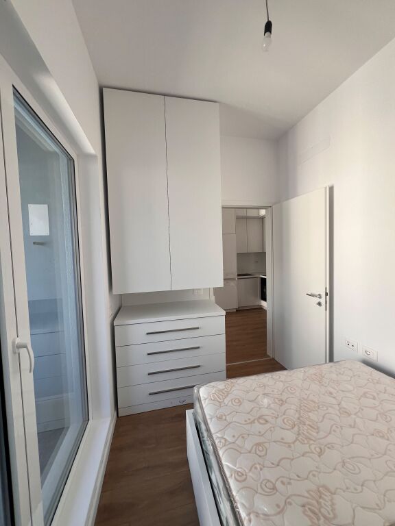 1+1, mangalem ali dem complex, 400 thousand lek