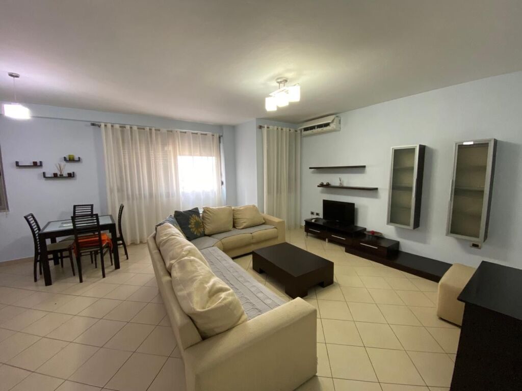 Qera apartament 1+1 Condor Center