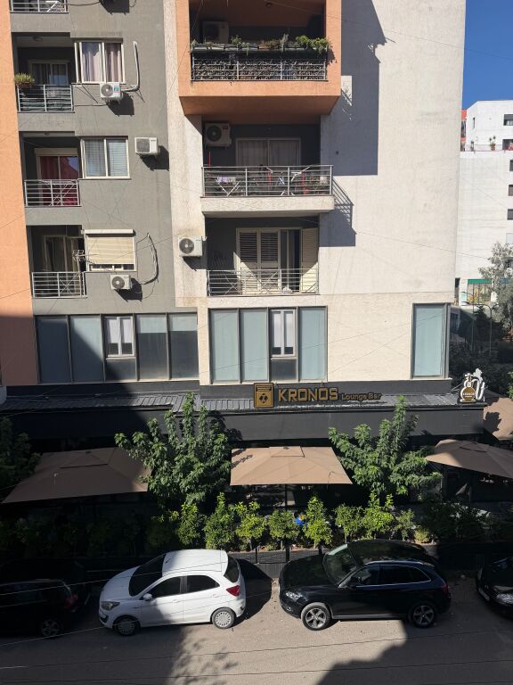 Apartament 2+1+2 në Astir te jata market