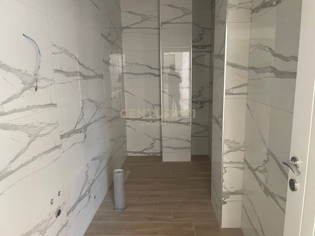 Apartment 2+1+2 with Sea View for Sale in Shengjin