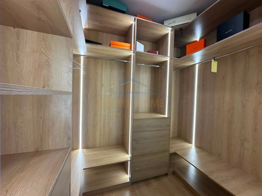 Qira,Apartament 3+1+2 +parkim,Rruga e Kosovarëve,Tiranë.