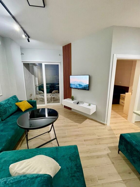 Apartament 1+1 me qera afatgjate ne plazh iliria