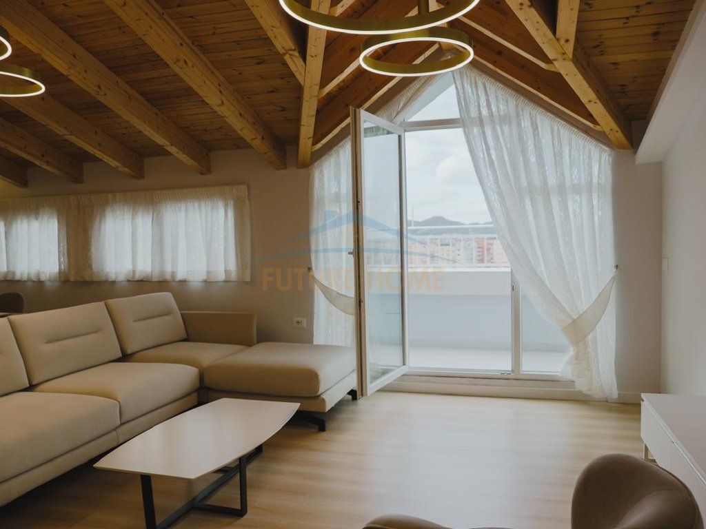 Shitet,Apartament 2+1+2,Sheshi Willson , Tirane