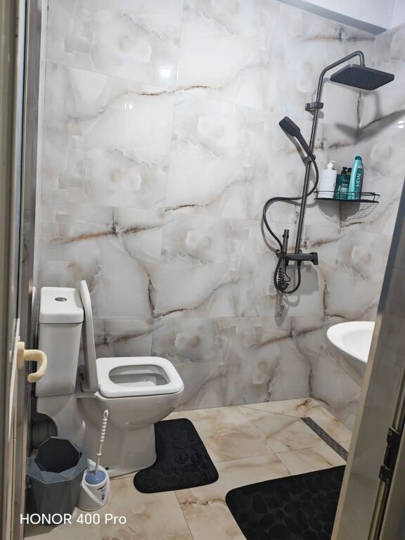 Qera | Apartament 2 + 1 | Rruga Xhanfize Keko | 700 €/muaj