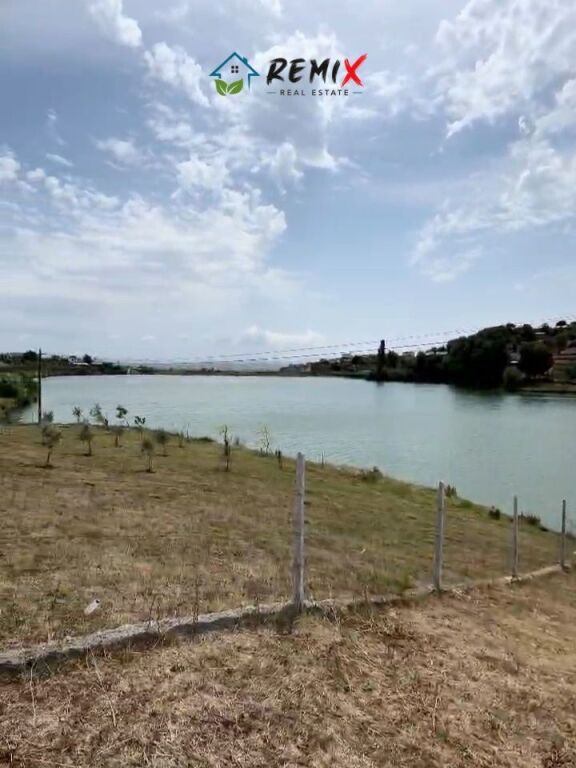 OKAZION! TOKË 3,000 m² BUZË REZERVUARIT 🌿