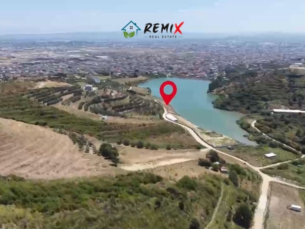 OKAZION! TOKË 3,000 m² BUZË REZERVUARIT 🌿