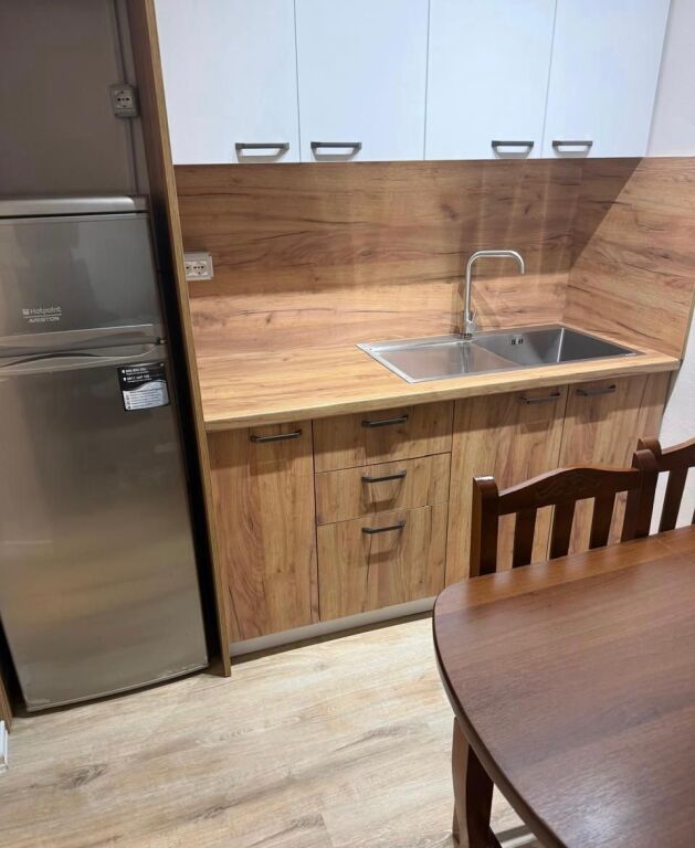 Apartament 1+1 i mobiluar me qira te Varri i Bamit, Rruga Xhanfize Keko