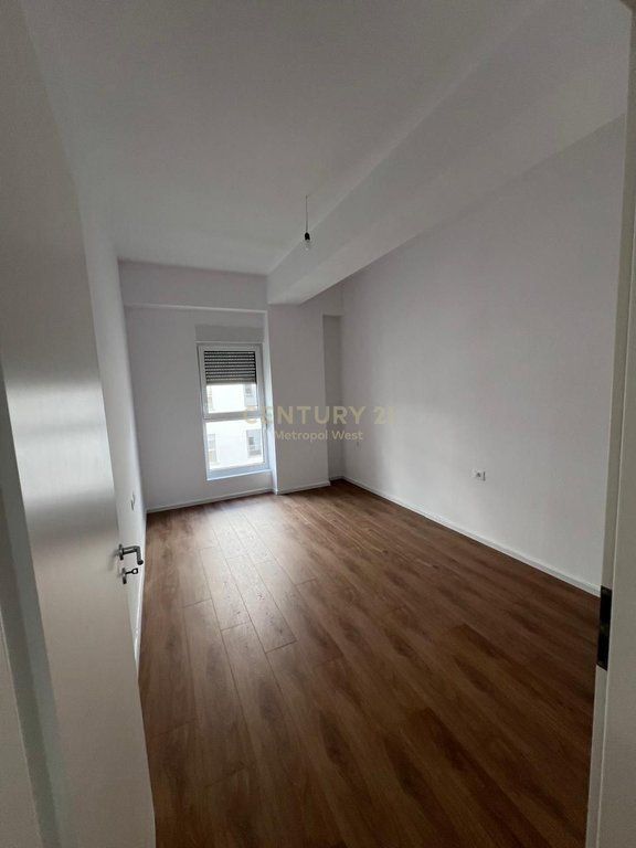 APPARTAMENTO 1+1 IN VENDITA NELLA RESIDENZA KAIMI! 110.000 € 11.000.000 Lek