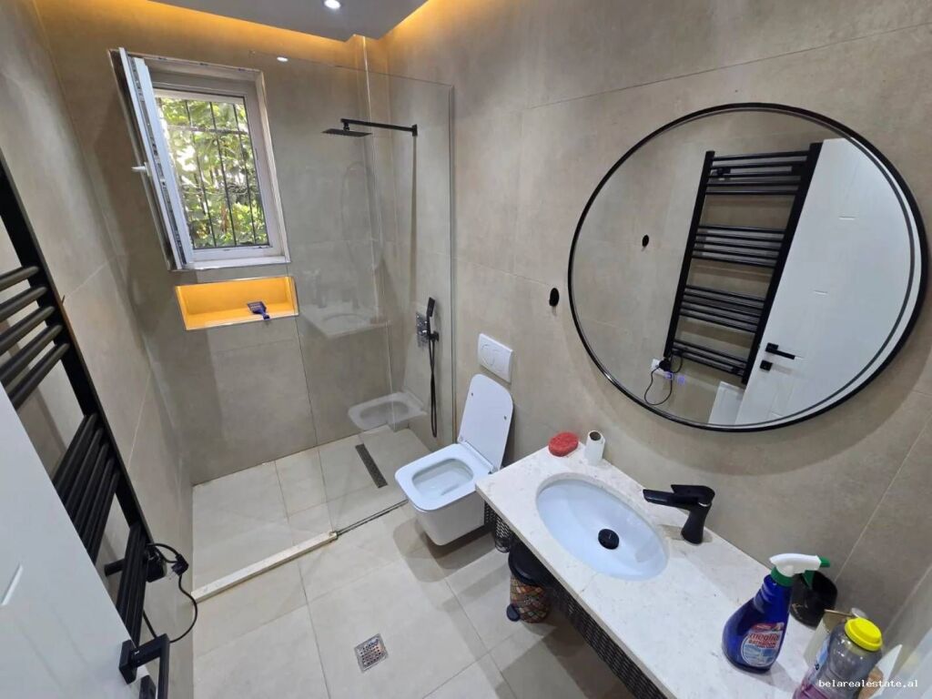 Apartament Me Qera 1+1 Te Rruga e Kavajes (ID B211502)